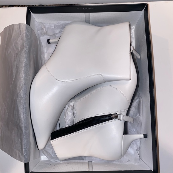 ELOQUII White Kitten Heel Booties - Picture 8 of 8